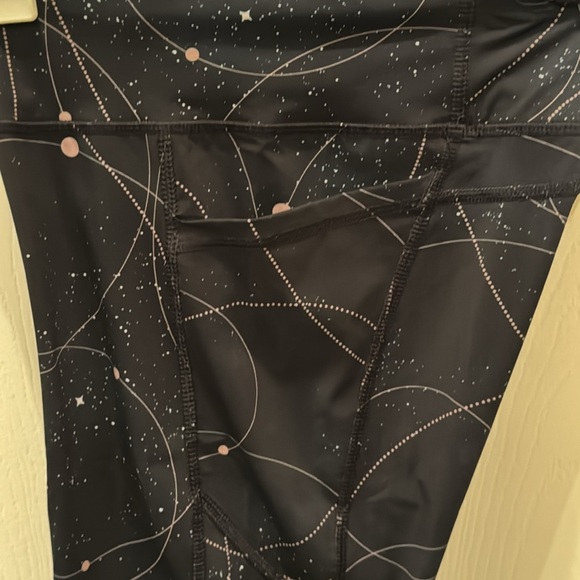 Sweaty Betty The Zero Gravity Leggings | Size Small - Picture 5 of 6